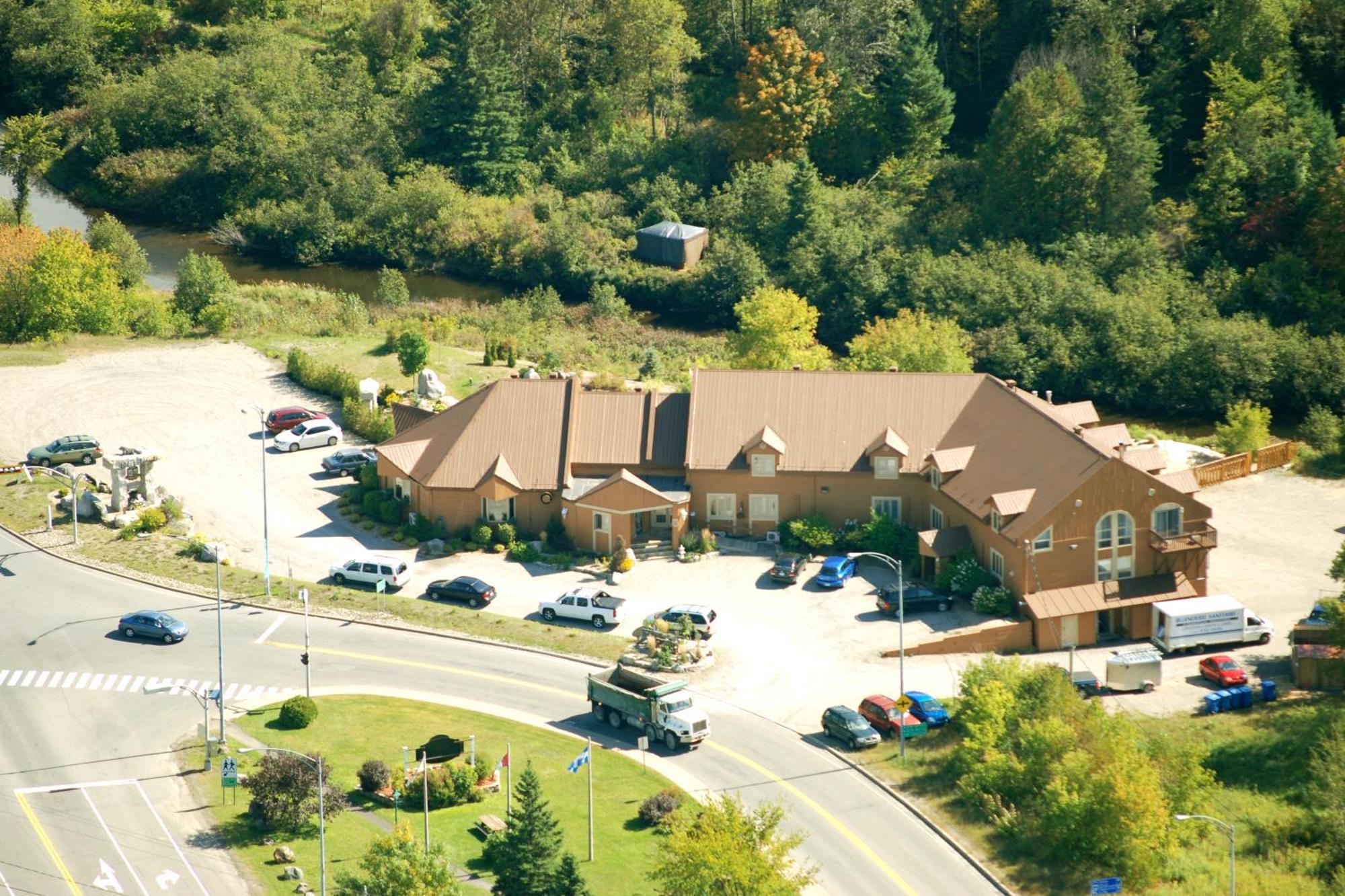 Hotel Alila Saint-Sauveur-des-Monts Exteriér fotografie